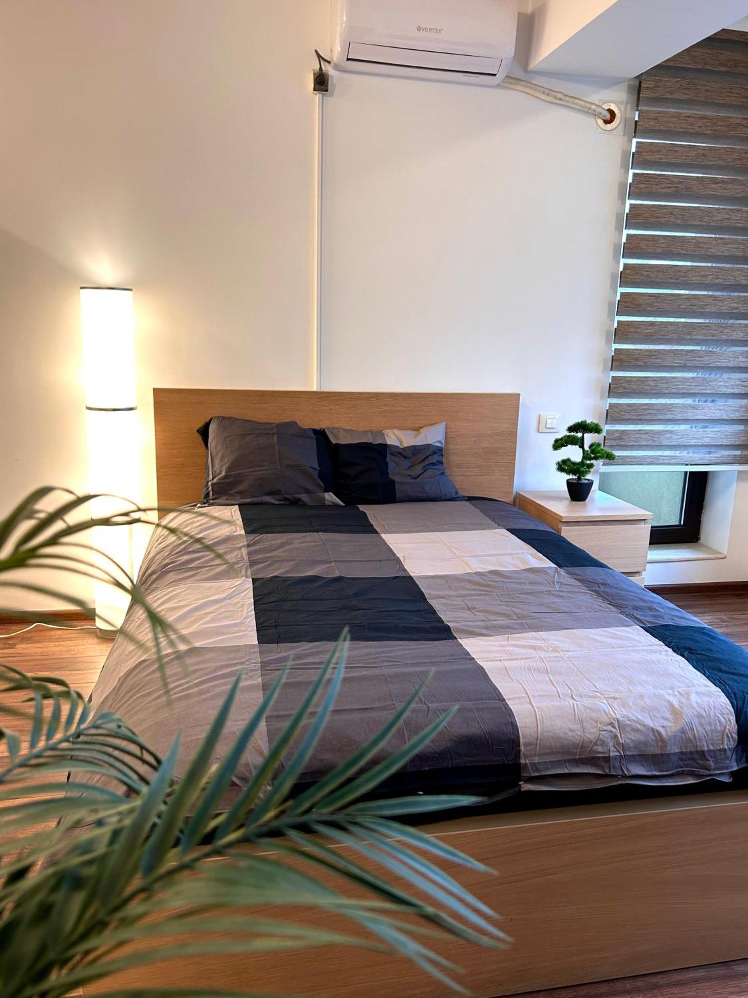 Cozy Apartment With Self Check-In Near Promenada Mall And Verdi Park Bucureşti Exterior foto