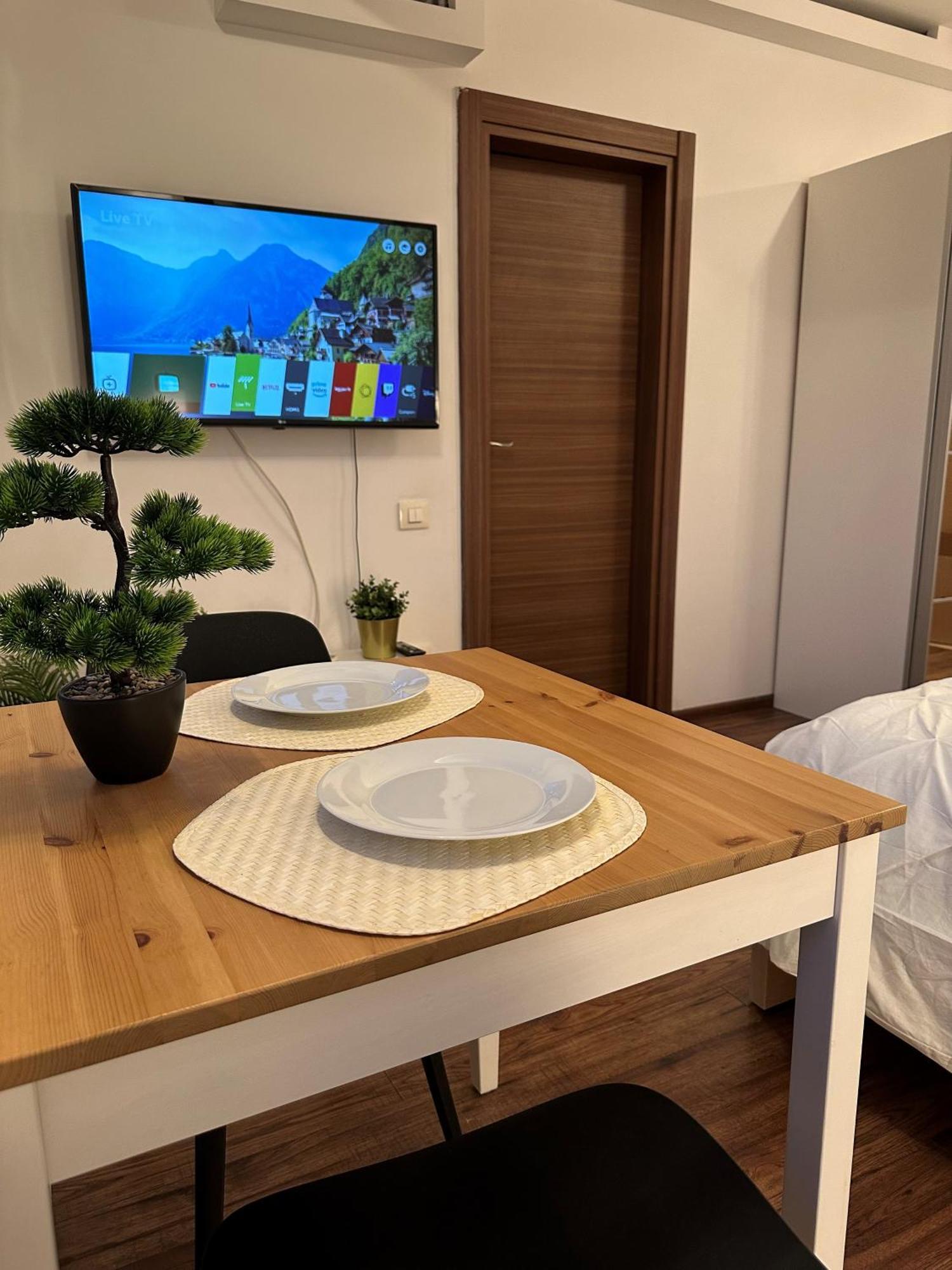 Cozy Apartment With Self Check-In Near Promenada Mall And Verdi Park Bucureşti Exterior foto