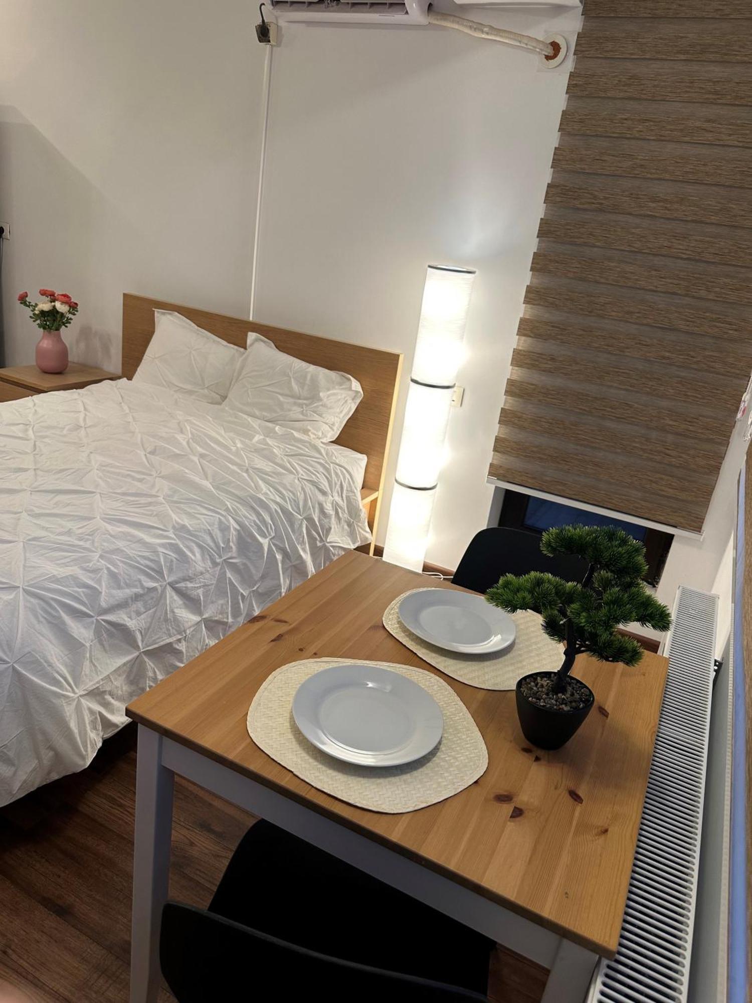 Cozy Apartment With Self Check-In Near Promenada Mall And Verdi Park Bucureşti Exterior foto