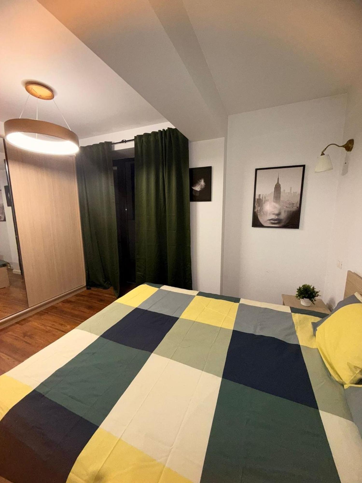 Cozy Apartment With Self Check-In Near Promenada Mall And Verdi Park Bucureşti Exterior foto