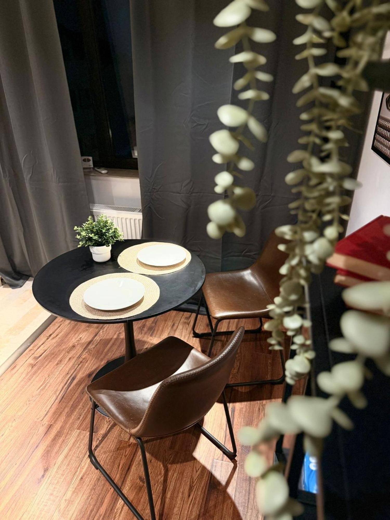 Cozy Apartment With Self Check-In Near Promenada Mall And Verdi Park Bucureşti Exterior foto